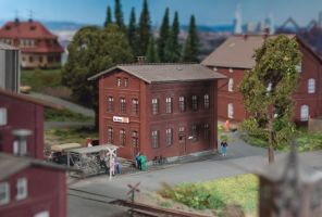 Faller Bausatz 120235: DB Verwaltungsgebäude